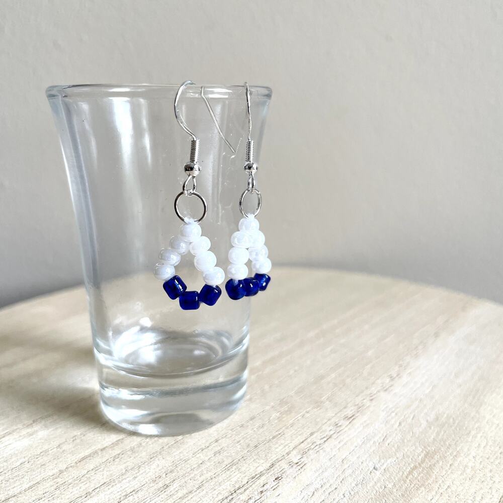 Naya Beaded Earrings NWT handmade metallic delicate lightweight vintage statemen